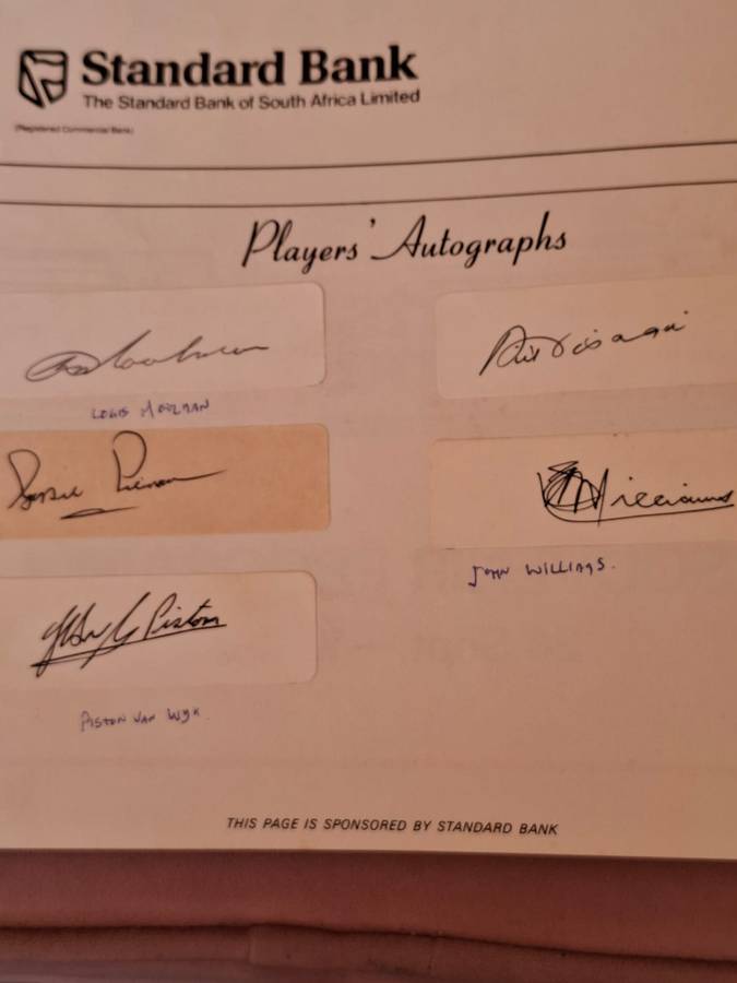 5 Springboks original autographs, L Moolman, Piston van Wyk, Piet Visagie, J Williams, Gysie Pienaar