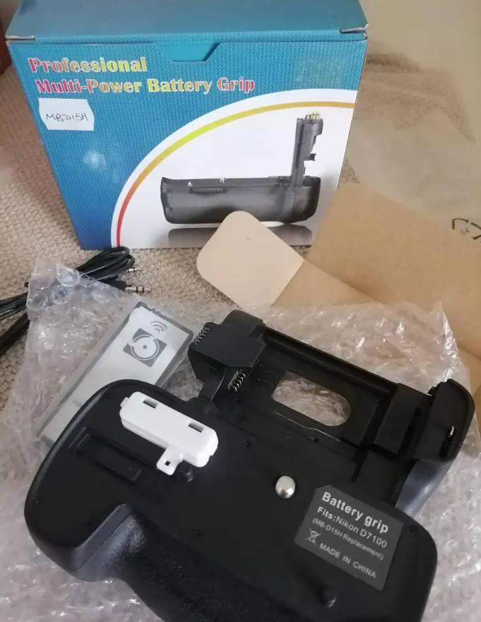 MB-D15H Battery Grip for Nikon D7200 and D7100 & Remote for DSLR Cameras