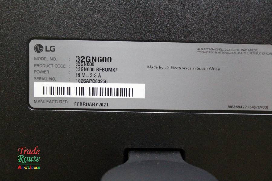 LG UltraGear 32GN600 31.5" QHD 2560 x 1440 Gaming Monitor