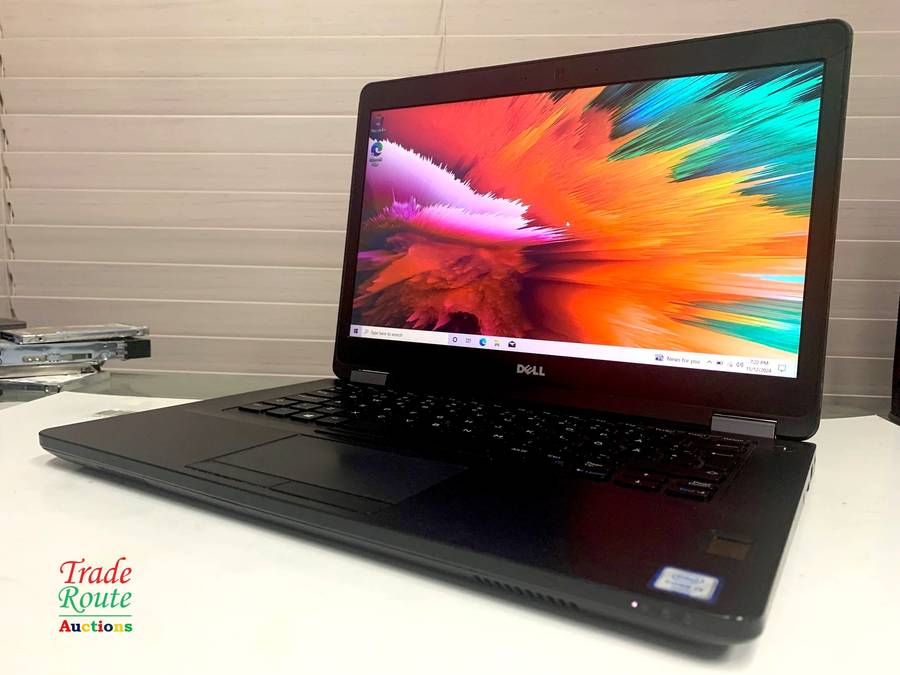 DELL LATITUDE E5470 LAPTOP | CORE i3 6100U 6th Gen 2.3GHz | 12GB RAM | 250GB SSD