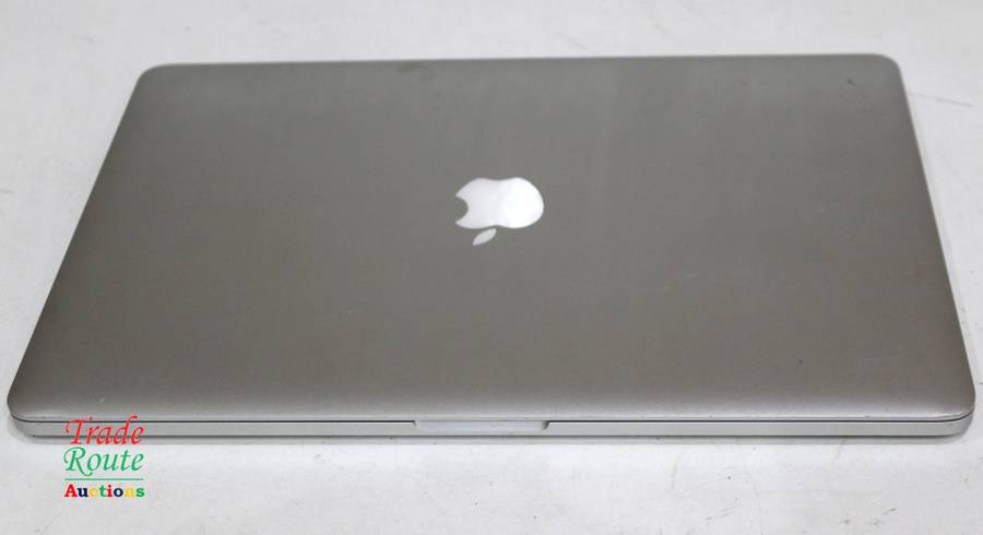 Apple MacBook Pro 15.4-inch  | Core i7 2.2GHz | 16GB RAM | 256GB SSD MID 2015 ** RETINA DISPLAY **