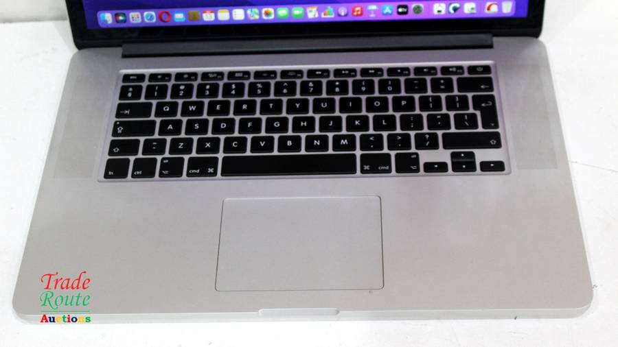 Apple MacBook Pro 15.4-inch  | Core i7 2.2GHz | 16GB RAM | 256GB SSD MID 2015 **  MAC OS Monterey **