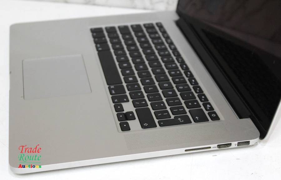 Apple MacBook Pro 15.4-inch  | Core i7 2.2GHz | 16GB RAM | 256GB SSD MID 2015 **  MAC OS Monterey **