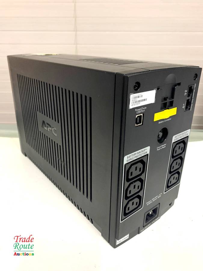 APC Smart-UPS 950 - Powers on Needs new Battery - Salvage Stock
