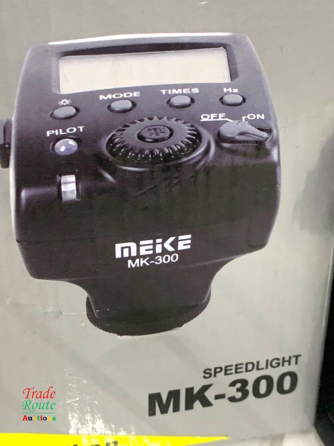 Meike MK300 Flash for Nikon (Black)