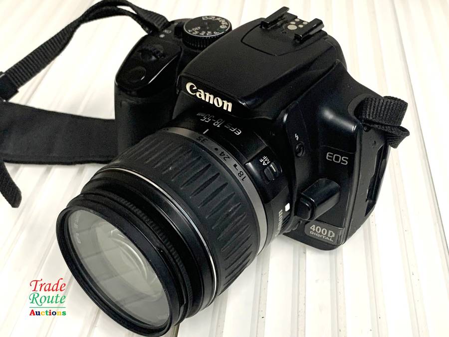 Canon 400D Digital SLR camera 10.1 Megapixels + Canon EFS 18-55mm Lens Kit