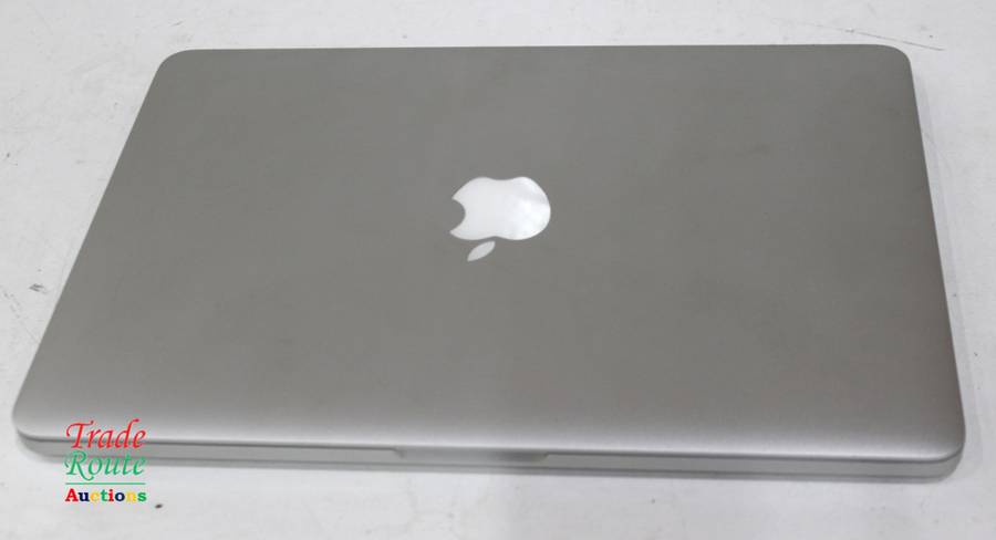 Boxed Apple MacBook Pro 13.3-inch  | Core i5 2.6GHz | 8GB RAM | 500GB SSD  ** RETINA DISPLAY *