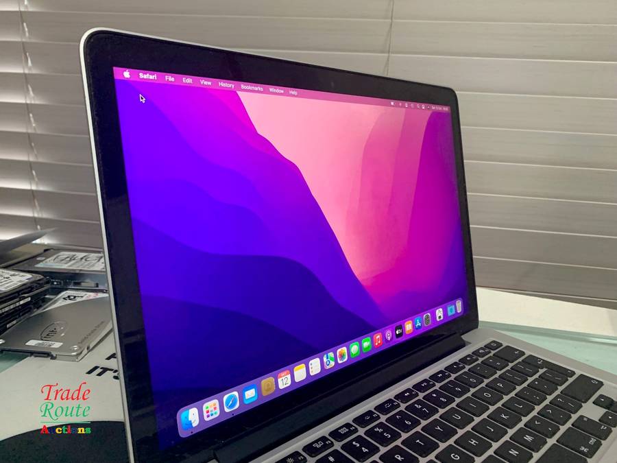 MacBook Pro 13.3-inch * macOS Monterey ** RETINA ** Core i5 2.7GHz | 8GB RAM | 128GB SSD