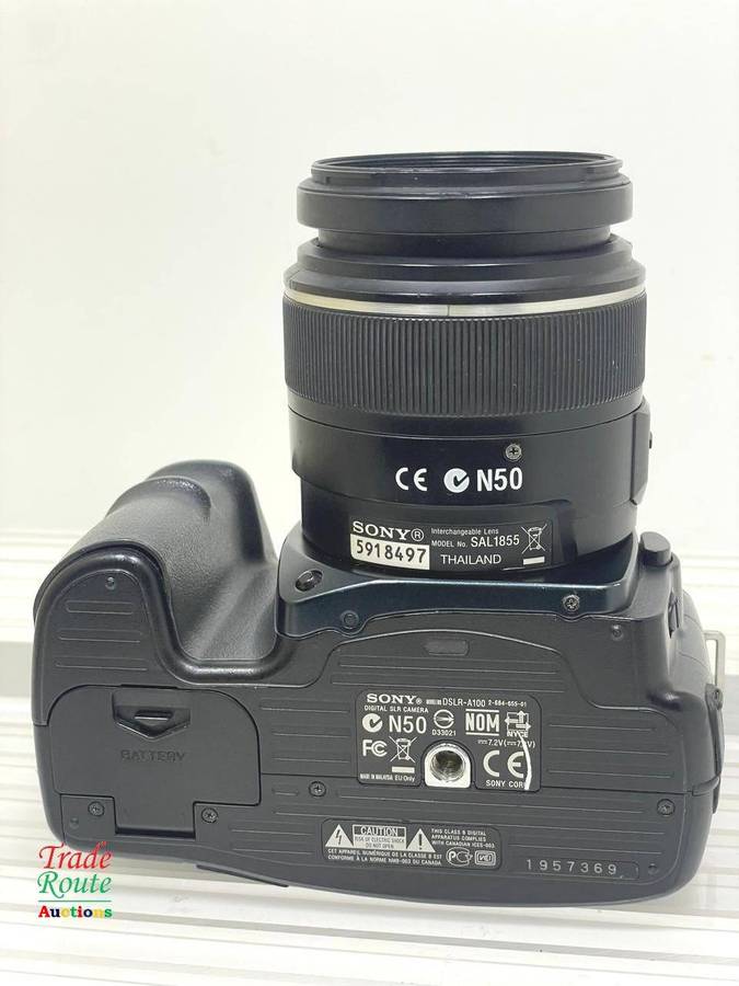 SONY ALPHA A100 DSLR Digital Camera + 18-55mm SONY Lens KIT