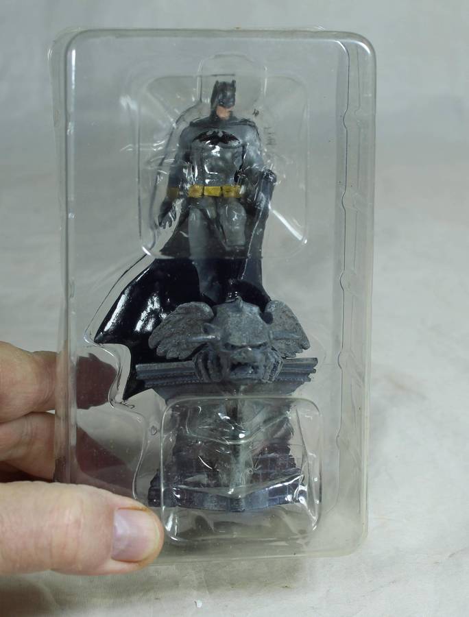DC comics subscriber exclusive - lead, hand painted figurine
