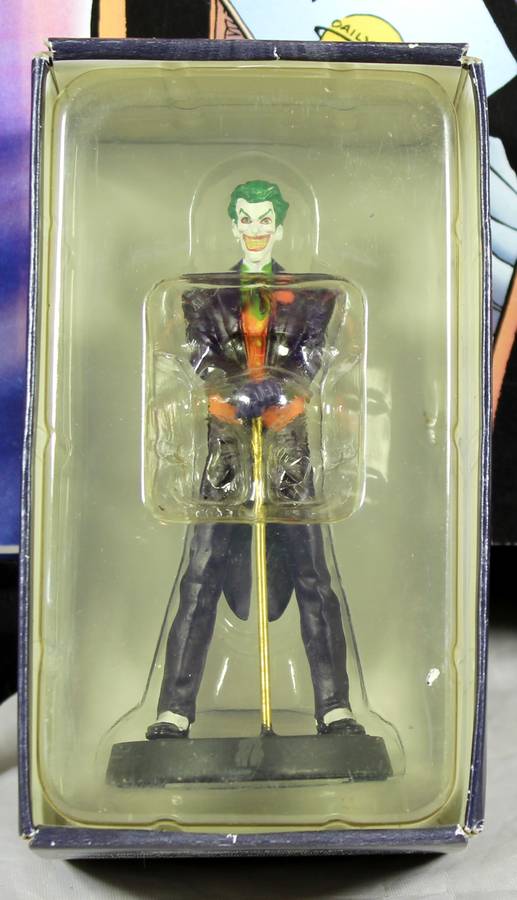 DC comics - lead, hand painted figurine with book - The Joker #3