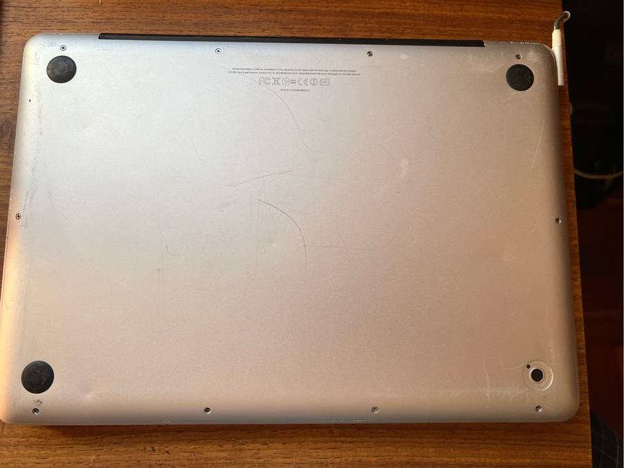 2x MacBook Pro 13 A1278 with chargers