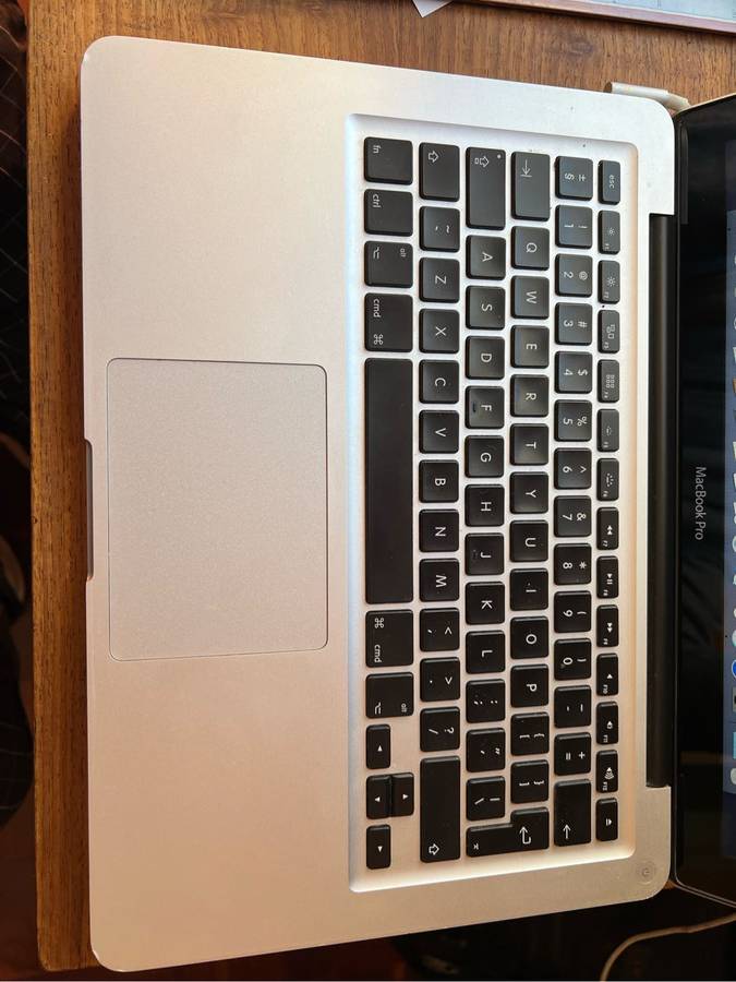 2x MacBook Pro 13 A1278 with chargers