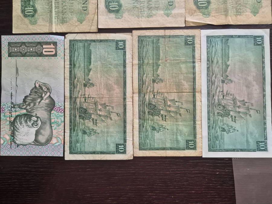 8 old R10 notes