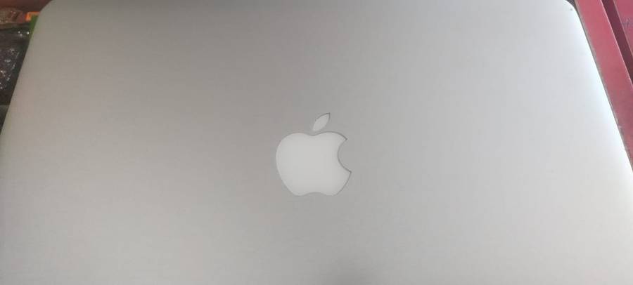 Magical Macbook Air i5 2012