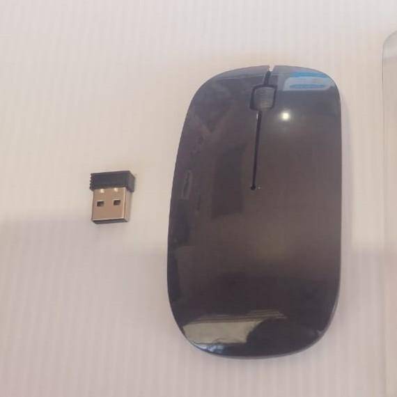 Wireless Mouse: 2.4ghz wireless mouse