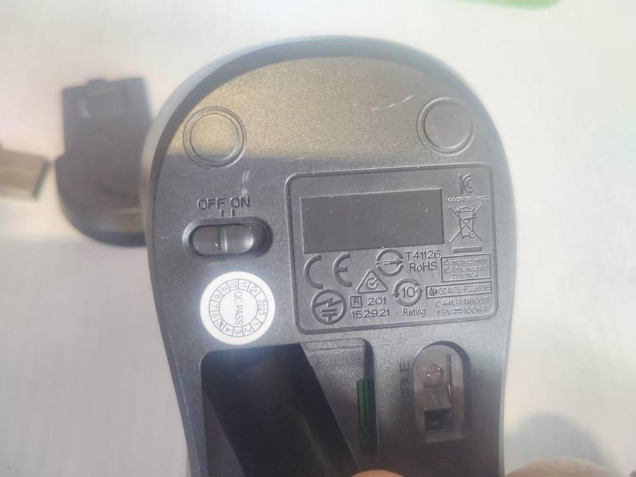 Wireless Mouse:20M- 2.4ghz wireless mouse