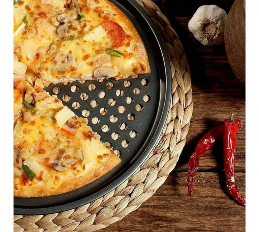 Non Stick Pizza Pan FOR SALE