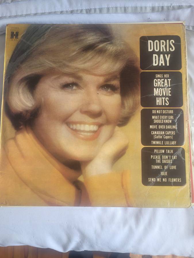 TEN AMAZING LP'S FROM SUPER STAR DAMES-SHIRLEY BASSEY, LUCILLE STARR, PEGGY LEE, AND MORE.