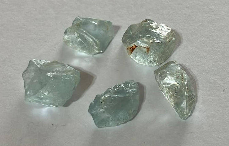 RARE! Natural Earth Mined Aquamarine Crystals Specimen Rough Gemstones from Brazil. 17.71 ct t. w.
