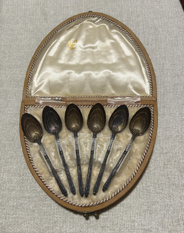 Vintage silver-plated teaspoons