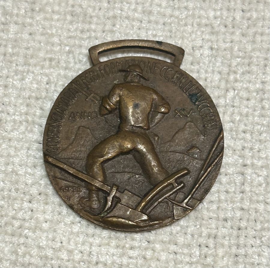 ITALIAN WW2, FASCIST,COLONIAL MERIT MEDAL-DIAMETER 38 MM
