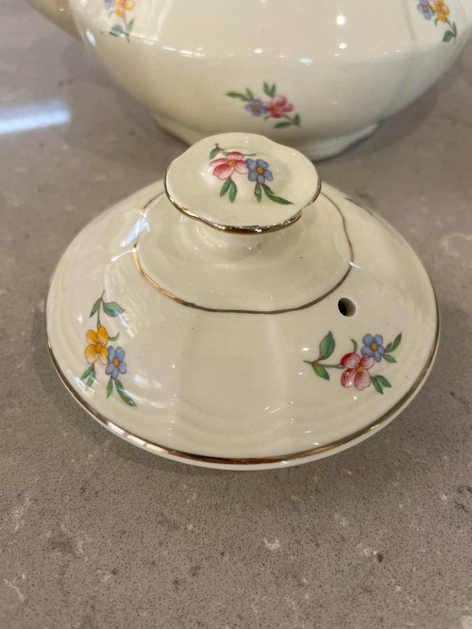 Alfred Meakin Marigold Astoria Shape/Scalloped "Rare/Delicate Complete Post War 1945 - Tea Set.