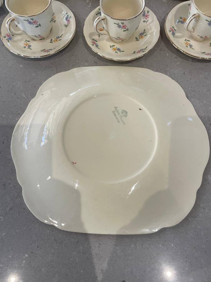 Alfred Meakin Marigold Astoria Shape/Scalloped "Rare/Delicate Complete Post War 1945 - Tea Set.
