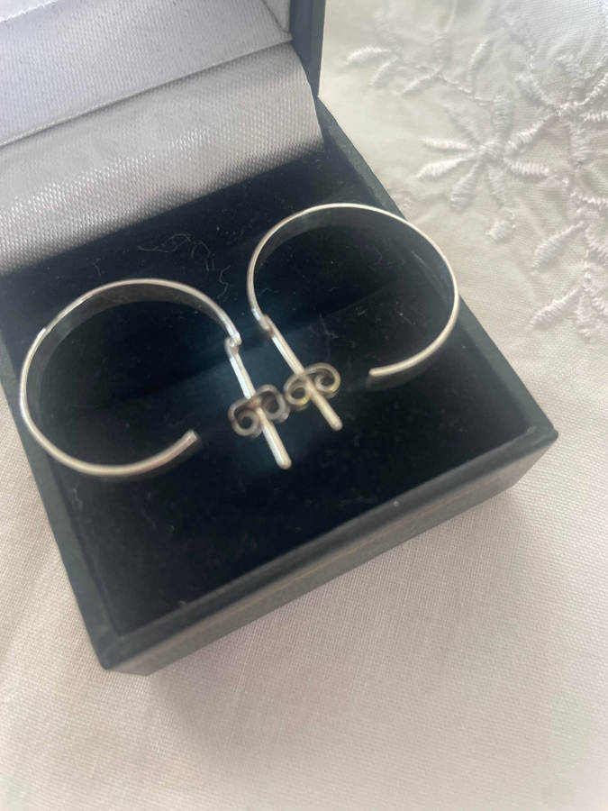 Lovely Sterling Silver 925 hoop earrings.