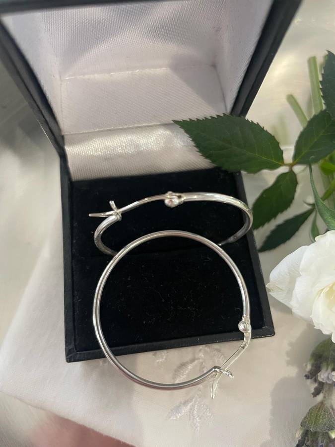 Plain solid 925 sterling silver Hoop earrings.