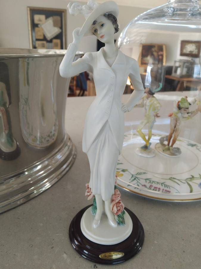 JULIANA Collection - Art Deco Figurine - Girl with a Feather Hat.