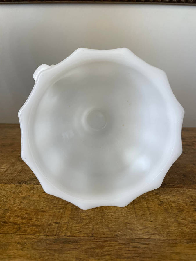 Vintage E.O. Brody Co Milk Glass Footed Vase J-2537 Cleveland Ohio USA Marked