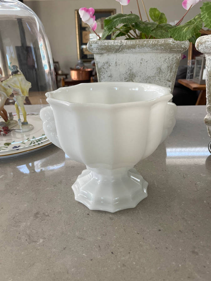 Vintage E.O. Brody Co Milk Glass Footed Vase J-2537 Cleveland Ohio USA Marked