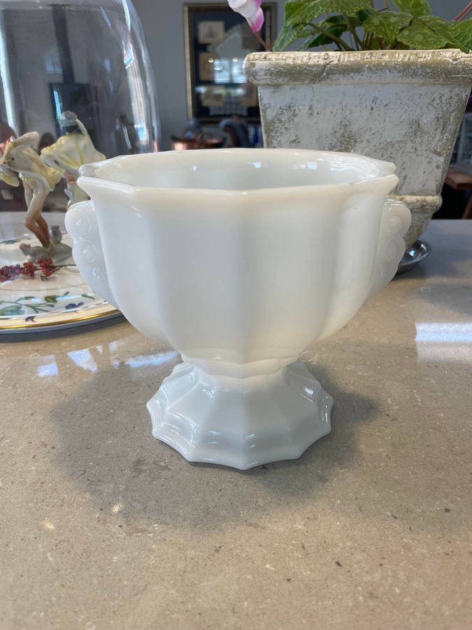 Vintage E.O. Brody Co Milk Glass Footed Vase J-2537 Cleveland Ohio USA Marked