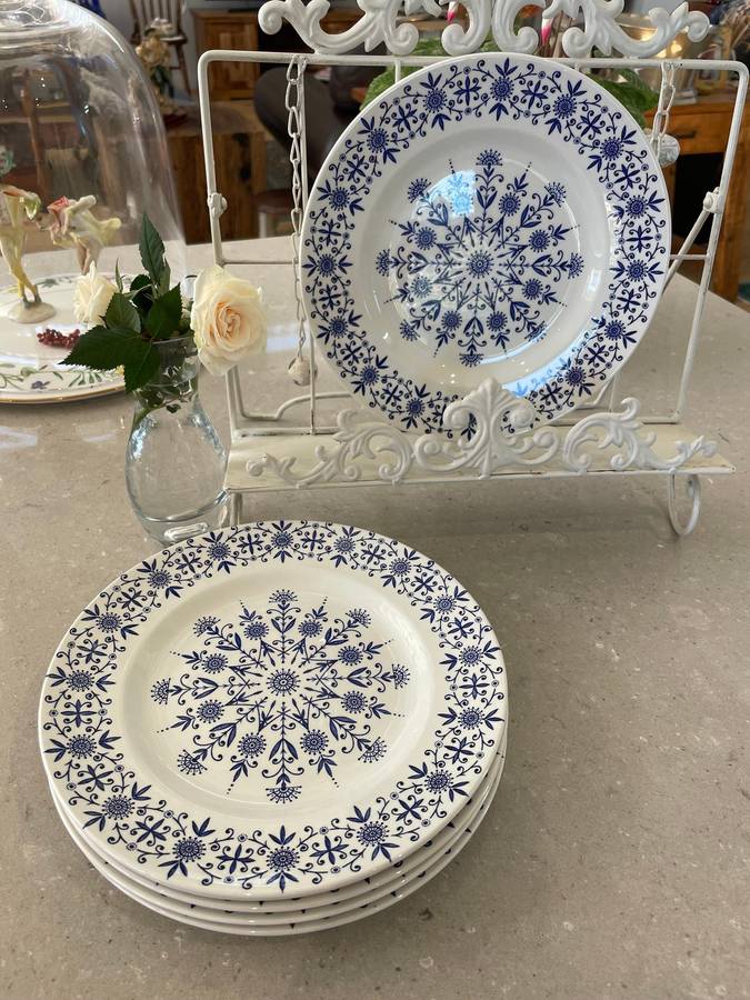 Vintage Valencia Designed by Jessie Tait Midwinter Set of 6 Dinner Plates