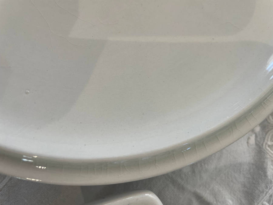 Lidded Vegetable/serving tureen by Midwinter "Valencia" designed by Jessie Tait