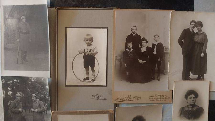 A group of 10 antique photographs - 2 photographs are of WWI soldiers!
