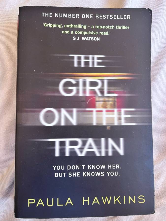Girl on the Train - Paula Hawkins 9780857522320