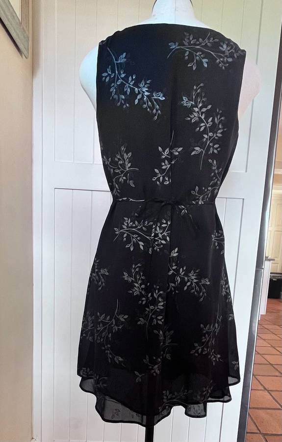 Black chiffon cocktail dress (S)