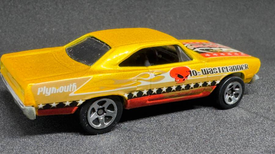 1970 Plymouth Road Runner (Loose) - 2004 Wastelanders