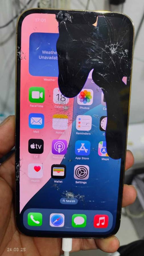 iPhone cellvage devices 11 pro max and 13 pro max