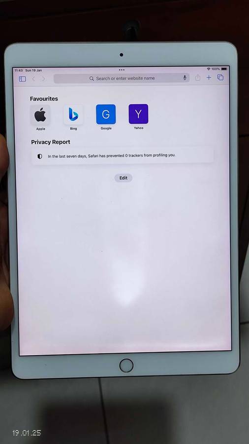 iPad Pro 10.5" 256GB Wi-Fi ONLY 2017 Gold  A1701 (Pre Owned)