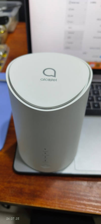 vodacom / telkom fixed LTE 4g  wifi router Alcatel LINKHuB