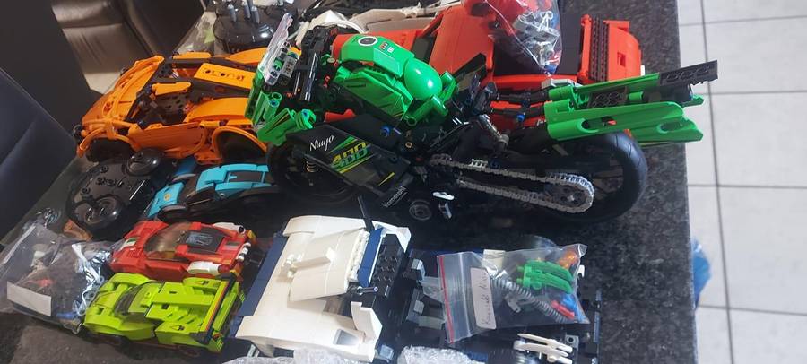 Building Block, Model kit Cars, Collectible one bid for all