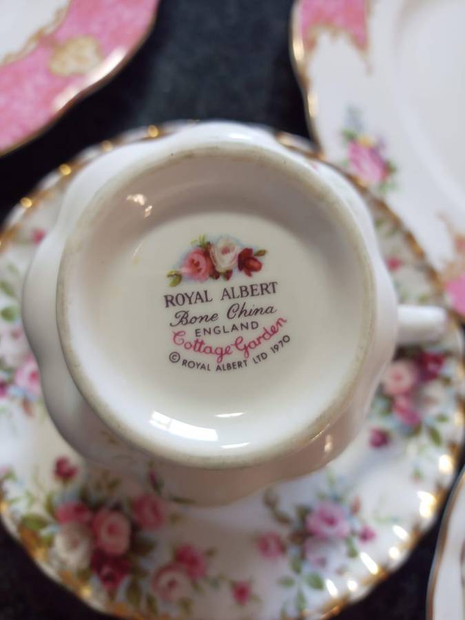 Royal Albert Plates and Tea Cup Saucer Set - Bid for the lot