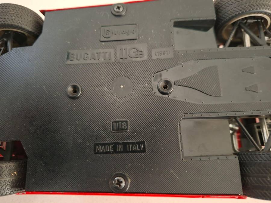 Old Bburago Bugatti 1:18 Scale Diecast Car - Made in Italy