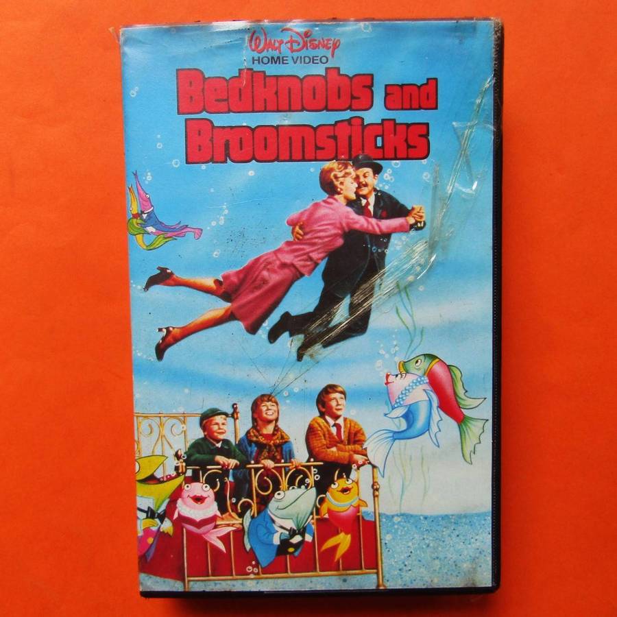 Bedknobs and Broomsticks - Walt Disney VHS Tape (1980)