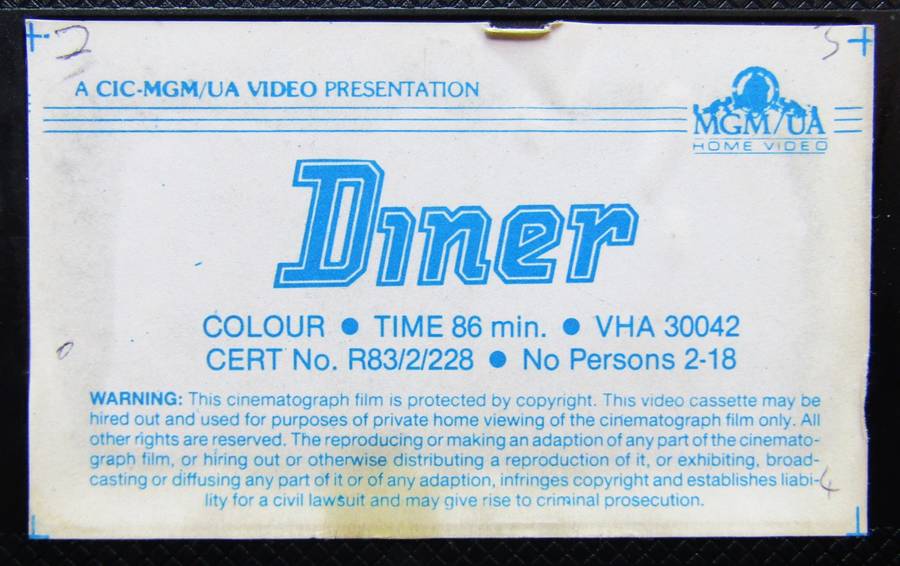 Diner - Mickey Rourke - Movie VHS Tape (1983)