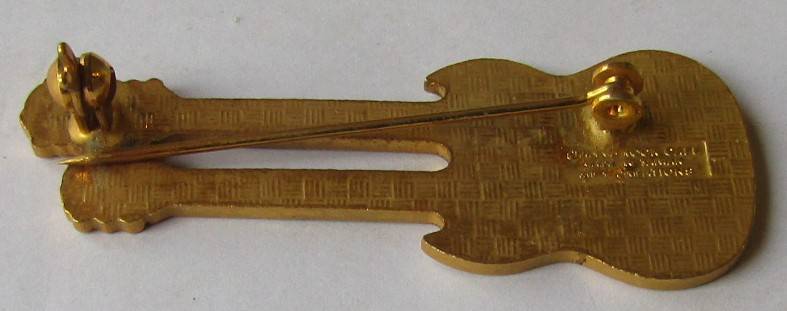 Old Hard Rock Cafe Chicago Guitar Lapel Pin Badge