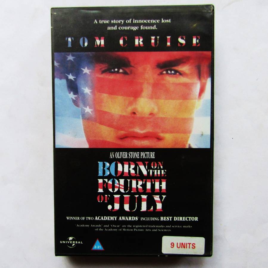 Born on the Fourth of July - Tom Cruise - Movie VHS Tape (1989)